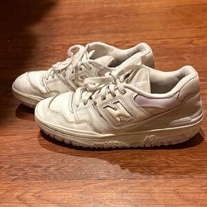 New Balance 550